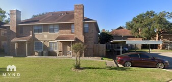 21503 Millhouse Rd in Houston, TX - Building Photo