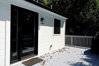245 Great Hill Rd in Ridgefield, CT - Building Photo - Building Photo
