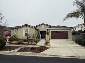 2379 Marston Dr in Woodland, CA - Building Photo