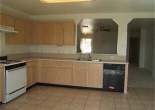 3120 Wild Turkey Ln in Pearland, TX - Building Photo - Building Photo