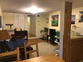 28 Cherry St, Unit 2 in Somerville, MA - Building Photo - Building Photo