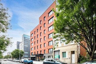 488 Sterling Pl in Brooklyn, NY - Building Photo - Building Photo