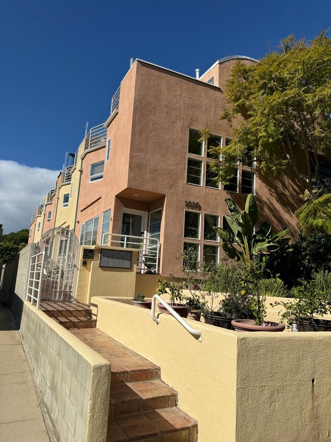 property at 1019 Grant St