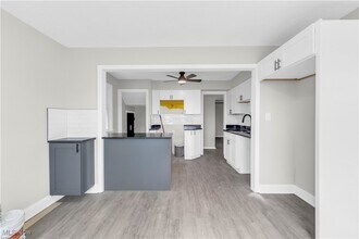 16902 Lotus Dr in Cleveland, OH - Building Photo - Building Photo