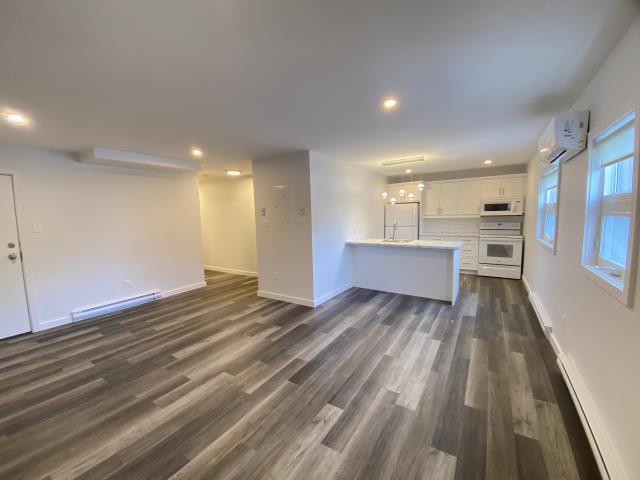 property at 84 Dufferin Ave