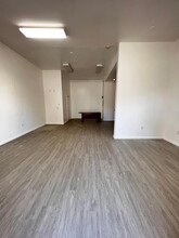 3347-3349 N Eastern Ave in Los Angeles, CA - Building Photo - Interior Photo