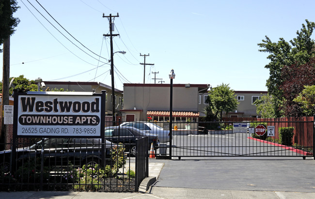 Westwood Apartments in Hayward, CA - Building Photo - Building Photo