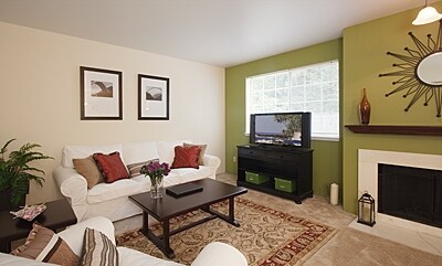 Pacific Heights in Federal Way, WA - Building Photo - Interior Photo