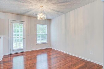 141 Old Tree Rd in Goose Creek, SC - Building Photo - Building Photo