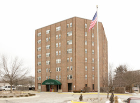 McNamara Towers I Apartments