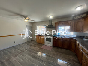 1652 Austin Ave in Idaho Falls, ID - Building Photo - Building Photo