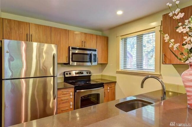 property at 15291 82nd NE St