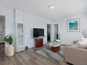 1382 Grove Ave, Unit 1382 grove ave in Imperial Beach, CA - Foto de edificio - Building Photo