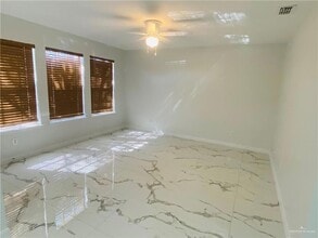 3105 E Laurel St in Hidalgo, TX - Building Photo - Building Photo