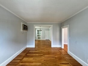 136 Sharon St, Unit 136 in Medford, MA - Building Photo - Building Photo