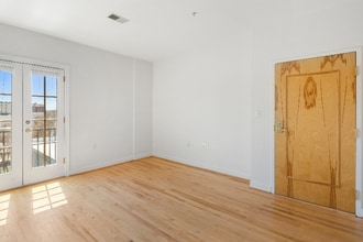 1820 Lancaster St, Unit 3-A in Baltimore, MD - Foto de edificio - Building Photo