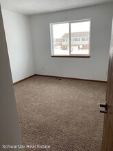 101 Lipton St in Tea, SD - Building Photo - Building Photo