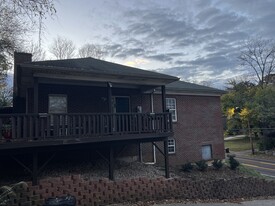 2726 Brownsboro Rd, Unit #2 Apartments