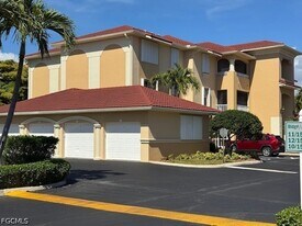 1502 SW 50th St in Cape Coral, FL - Building Photo