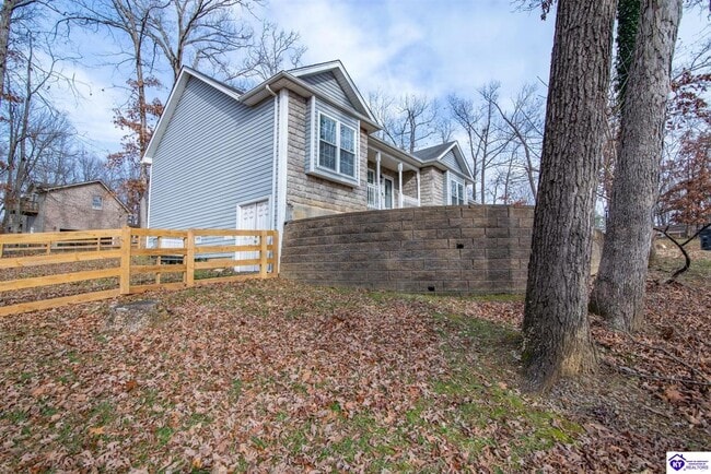 28 Sunny View Rd in Brandenburg, KY - Building Photo - Building Photo