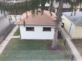 1846 Wesley Ave, Unit Unit in Berwyn, IL - Building Photo