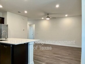 216 Shawi Pass in Leander, TX - Building Photo - Building Photo