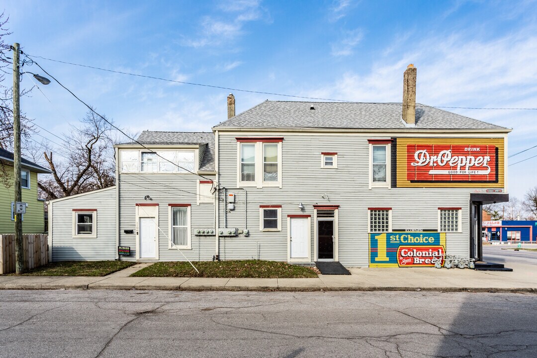1106 Laurel St in Indianapolis, IN - Building Photo