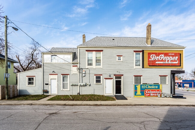 property at 1106 Laurel St