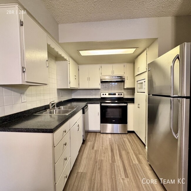 4524 Pennsylvania Ave in Kansas City, MO - Building Photo - Building Photo