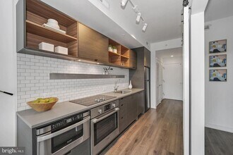 2030 8th St NW, Unit 310 in Washington, DC - Building Photo - Building Photo