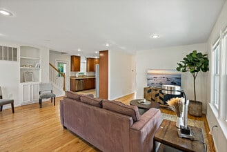 6505 Columbia Pike in Annandale, VA - Building Photo - Building Photo