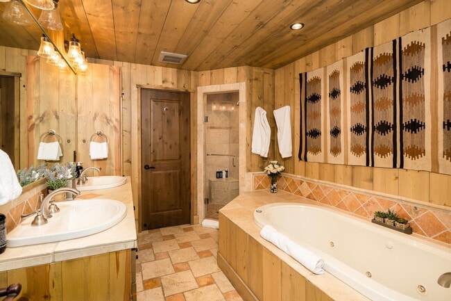 5 Bandit Way in Big Sky, MT - Building Photo - Building Photo