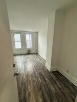 2500 Adam Pl in Union City, NJ - Building Photo