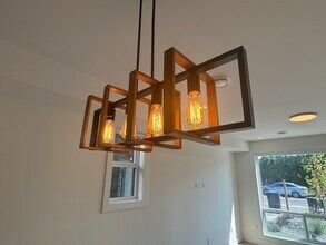 2966 Conlin Ct in Kelowna, BC - Building Photo - Building Photo