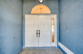 1925 Brookstone Way in Clearwater, FL - Building Photo - Building Photo