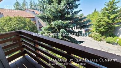 9715 Independence Dr in Anchorage, AK - Building Photo - Building Photo