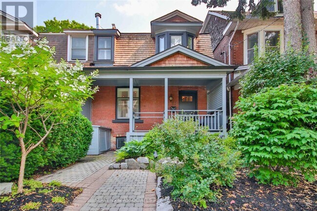 property at 21 Dearbourne Ave