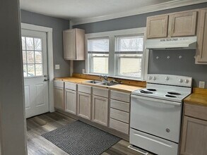 2105 S Waldemere Ave in Muncie, IN - Building Photo - Building Photo