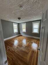 19 Union St in Lowell, MA - Building Photo - Building Photo