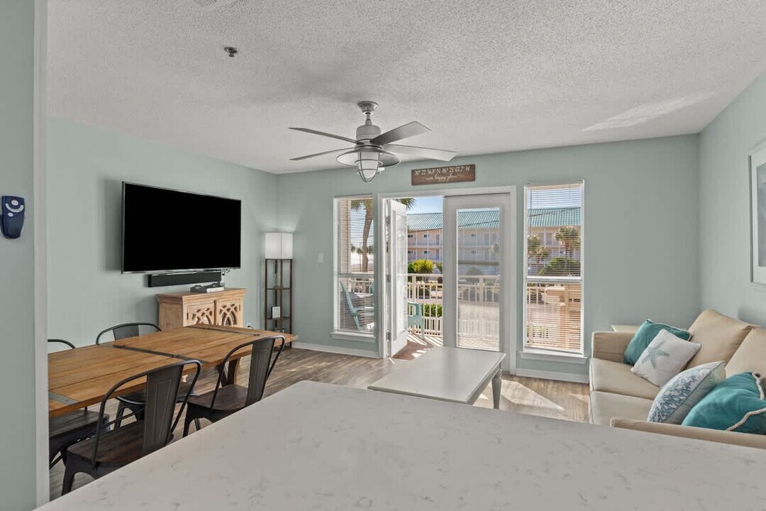 3191 Scenic Hwy 98 in Destin, FL - Building Photo