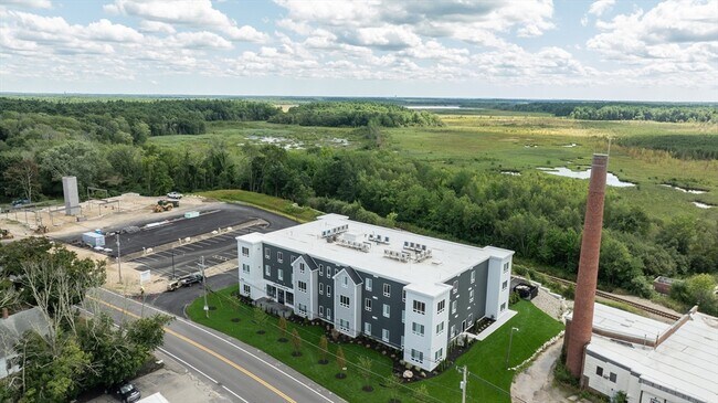 965 Main St-Unit -Plan A2 in Hanson, MA - Foto de edificio - Building Photo