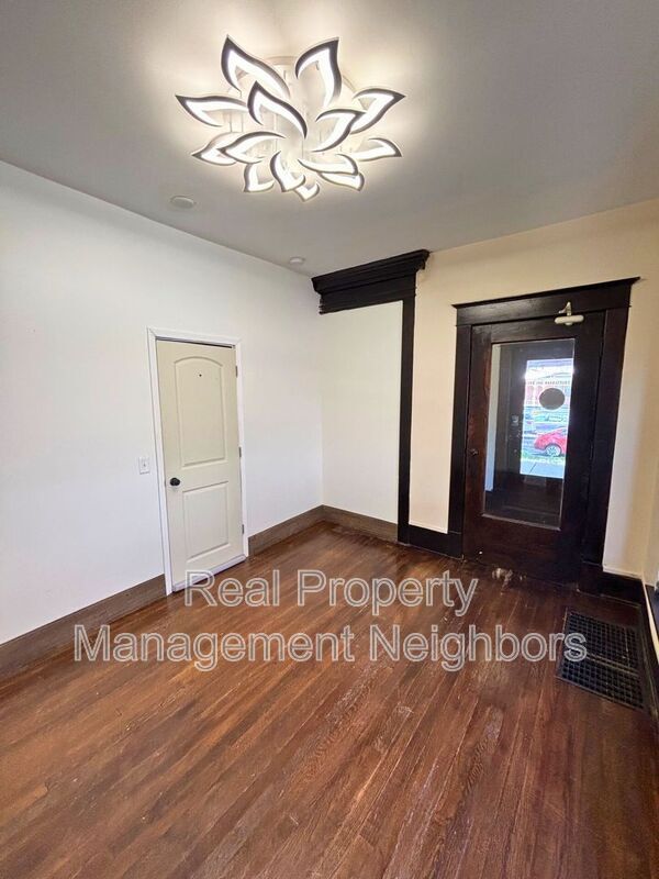 property at 216 Lafayette Ave NE