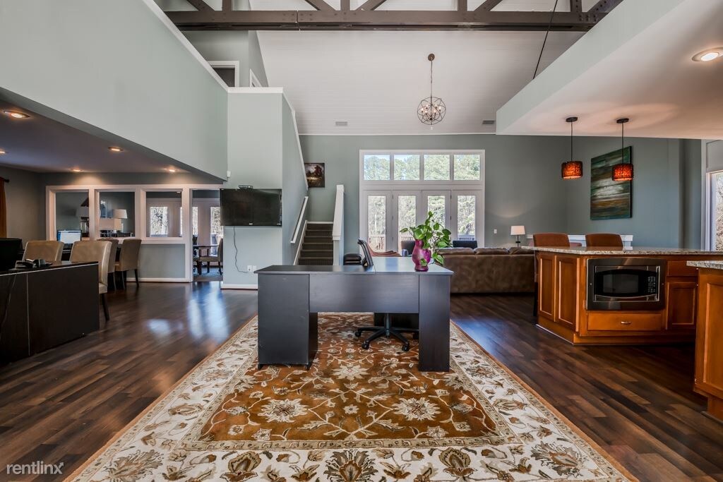 Silver Oak Apartments in Clarkston, GA