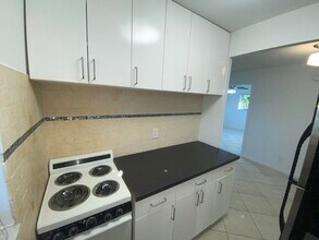 111 N L St in Lake Worth Beach, FL - Building Photo - Building Photo