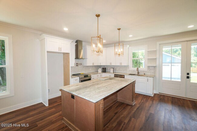 476 Yadkin Rd in Southern Pines, NC - Building Photo - Building Photo