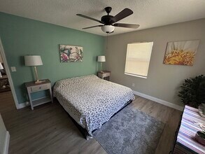 108 Flint St, Unit 108 Flint St in Sebastian, FL - Foto de edificio - Building Photo