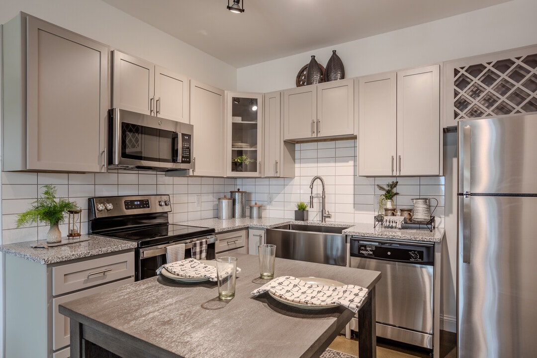 Magnolia South in Holly Springs, NC - Foto de edificio