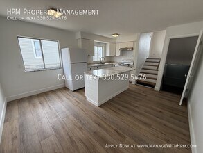 15 W York St in Akron, OH - Foto de edificio - Building Photo