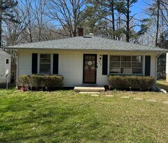 824 Shirley Dr in Henderson, NC - Building Photo