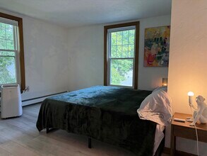 41 Hollywood St, Unit 3 in Worcester, MA - Building Photo - Building Photo